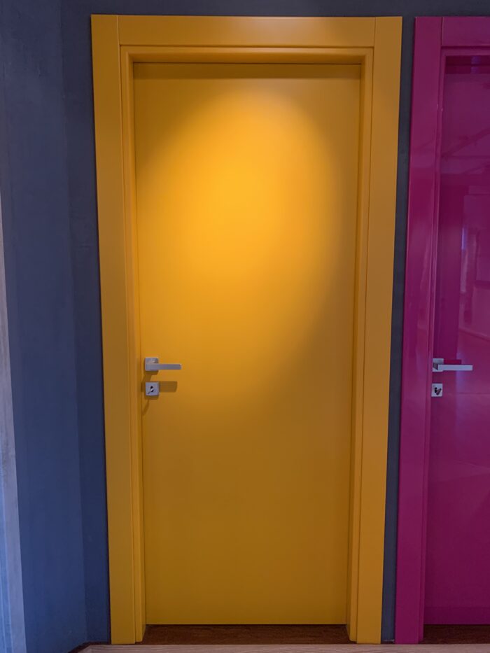 Porta GIDEA Collezione 1000COLOURS laminato OPACO Giallo Sole